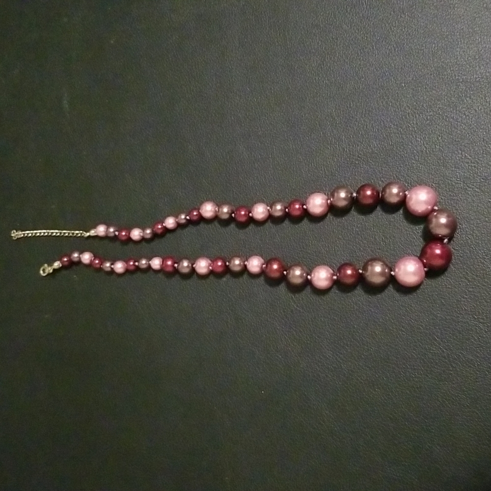 Colorful faux pearl necklace